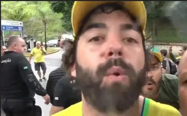 Esdras Jônatas dos Santos por Reprodução