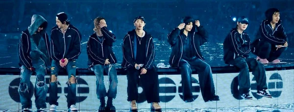 BTS, turnê Arirang por Reprodução