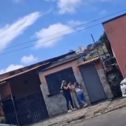 Estagiária de UBS  foi desligada de prefeitura baiana após bater em idosa por Reprodução/ Redes sociais