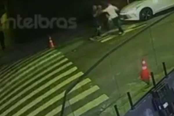 Motorista expulsou passageiros quando Jonatas passou mal por Reprodução