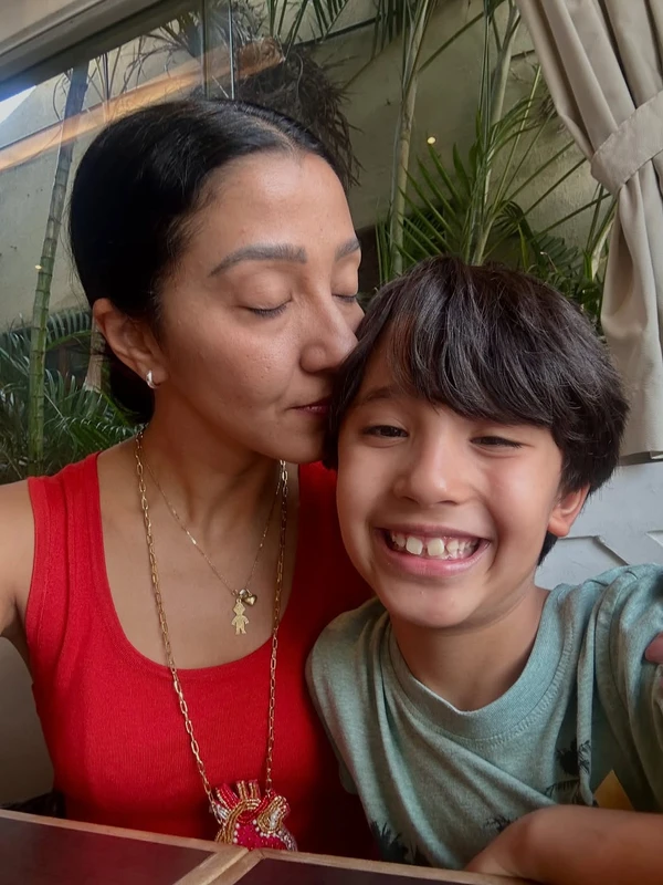 Queda em brincadeira leva a descoberta de câncer raro no cérebro em menino de 8 anos por Reprodução/Redes sociais