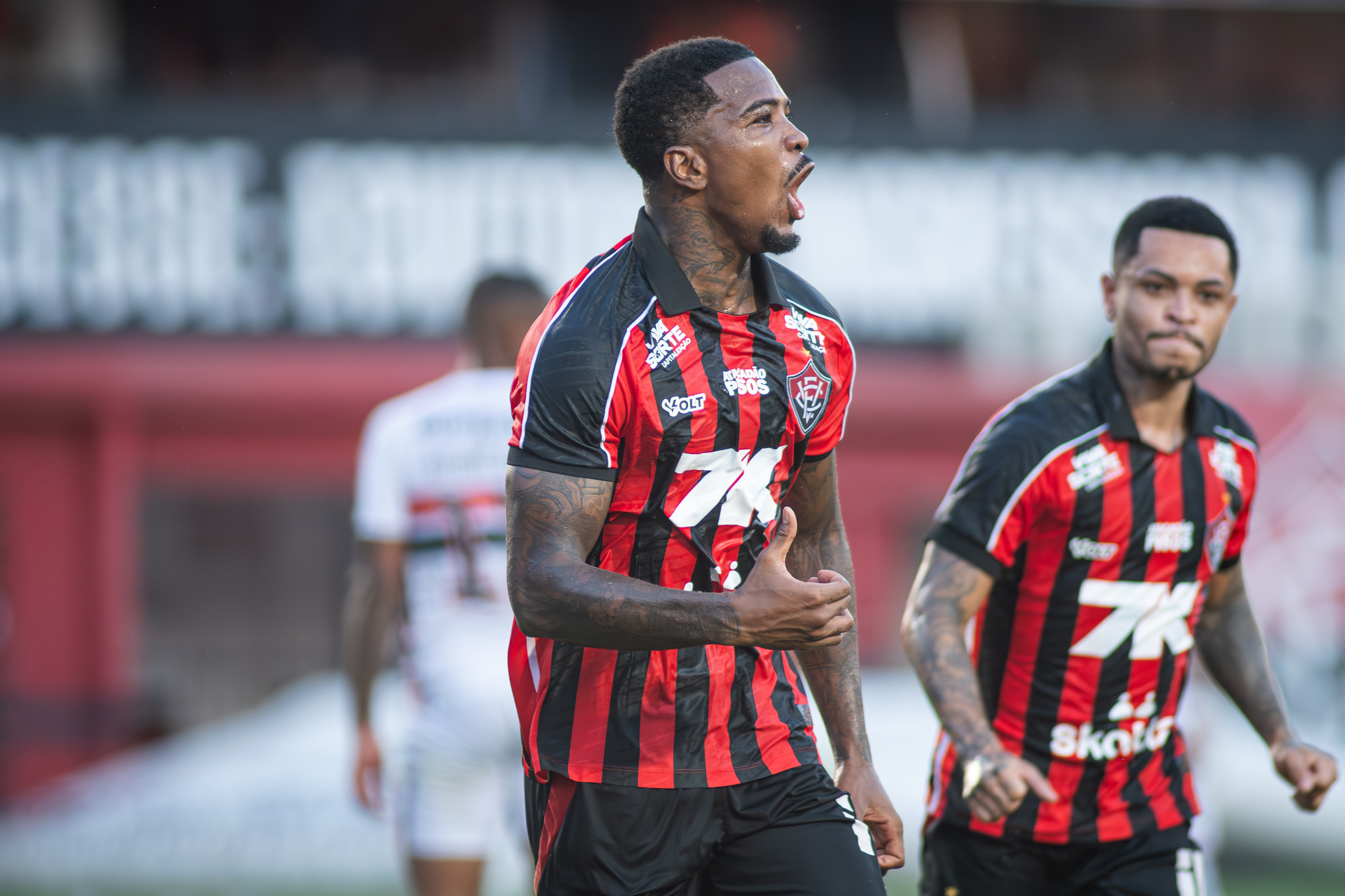 Vitória 2x0 São Paulo - 11ª rodada  por Victor Ferreira/ECV