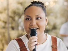 Imagem - Operador de brinquedo diz que morte de cantora em parque pode ter sido por 'excesso de peso'