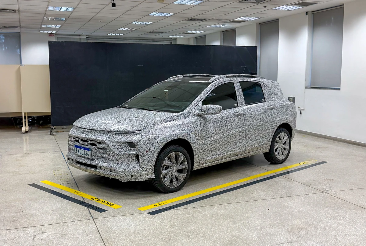 A GM só permitiu o registro de imagens camufladas do Sonic