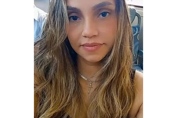 Elizete foi atropelada na faixa de pedestres por Reprodução