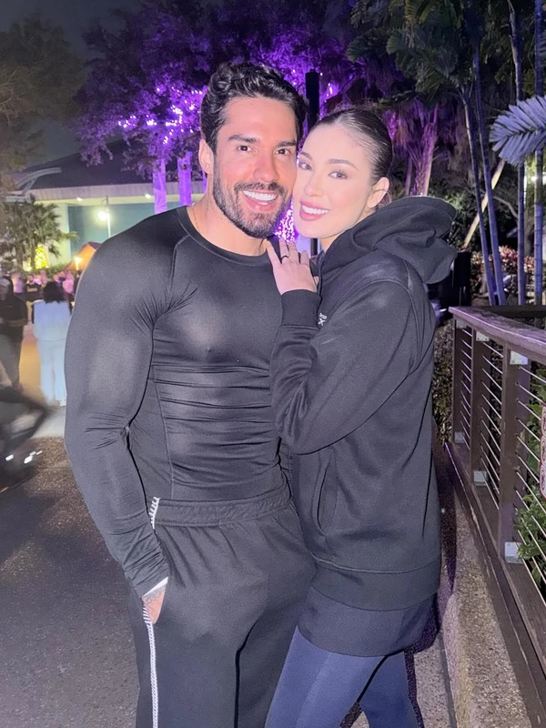 Ex-BBB Bil Araújo e Adriana Yanca por Reprodução/Instagram