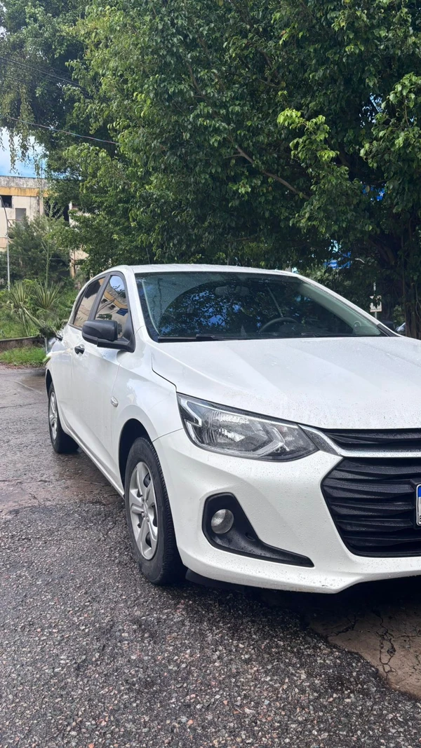 Três foram presos em ação que apreendeu carros por PM