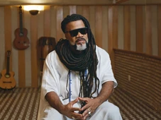 Imagem - Carlinhos Brown revisita origens e reúne família em nova série documental