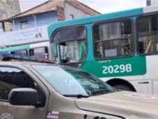 Imagem - Rodoviário é agredido com pedrada e garrafada em Salvador