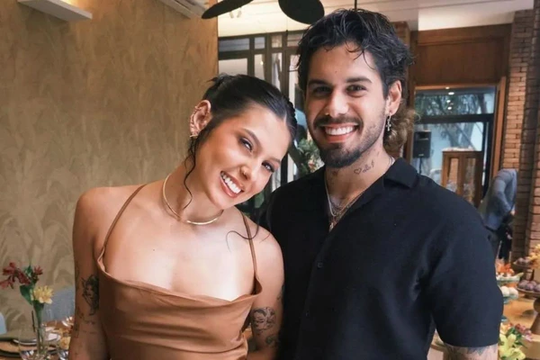 Ana Castela e Zé Felipe ficaram pouco menos de dois meses juntos