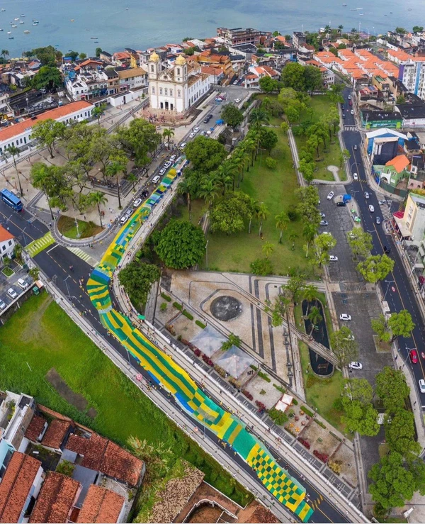 Bandeirão da Copa por Divulgação