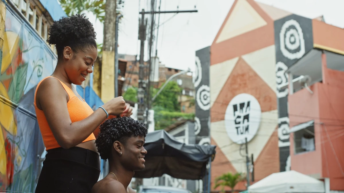 Candeal é parte importante da história de Brown por Divulgação