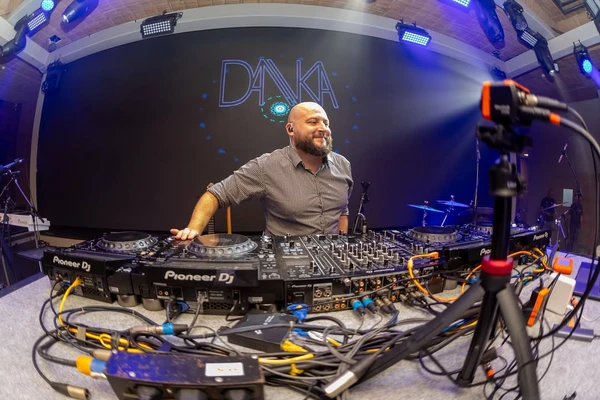 DJ Danka é suspeito de matar a ex-companheira por Reprodução