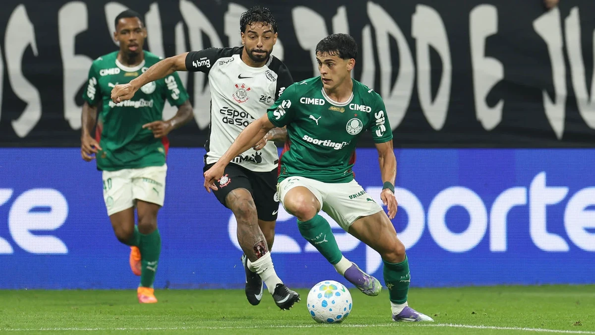 Em campo, Palmeiras e Corinthians ficaram no empate