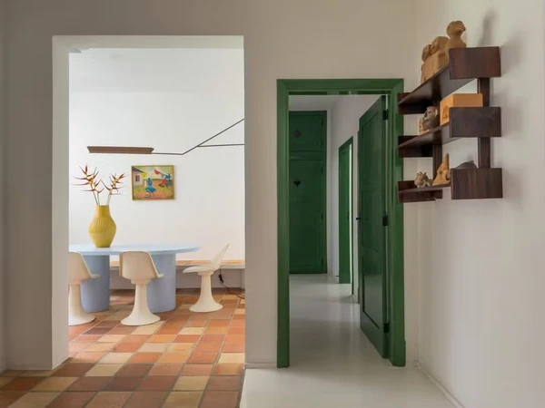 Ex-GNT, arquiteto Maurício Arruda abre apartamento de férias no Rio por Reprodução/Instagram/Lufe Gomese