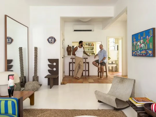 Ex-GNT, arquiteto Maurício Arruda abre apartamento de férias no Rio por Reprodução/Instagram/Lufe Gomese