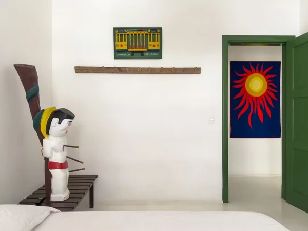 Ex-GNT, arquiteto Maurício Arruda abre apartamento de férias no Rio por Reprodução/Instagram/Lufe Gomese