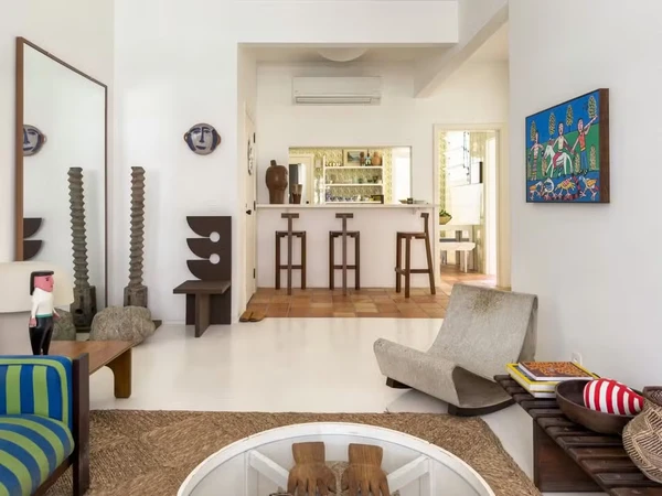 Ex-GNT, arquiteto Maurício Arruda abre apartamento de férias no Rio por Reprodução/Instagram/Lufe Gomese