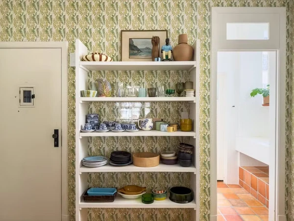 Ex-GNT, arquiteto Maurício Arruda abre apartamento de férias no Rio por Reprodução/Instagram/Lufe Gomese