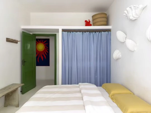 Ex-GNT, arquiteto Maurício Arruda abre apartamento de férias no Rio por Reprodução/Instagram/Lufe Gomese