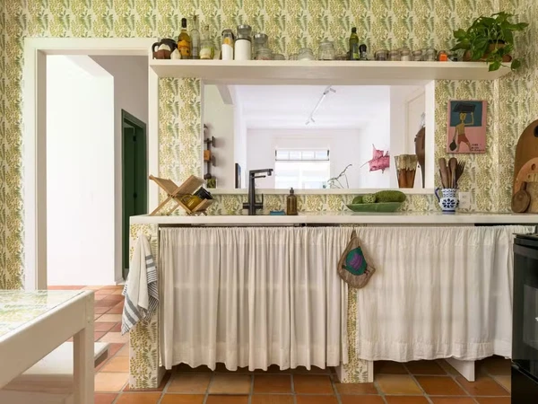 Ex-GNT, arquiteto Maurício Arruda abre apartamento de férias no Rio por Reprodução/Instagram/Lufe Gomese