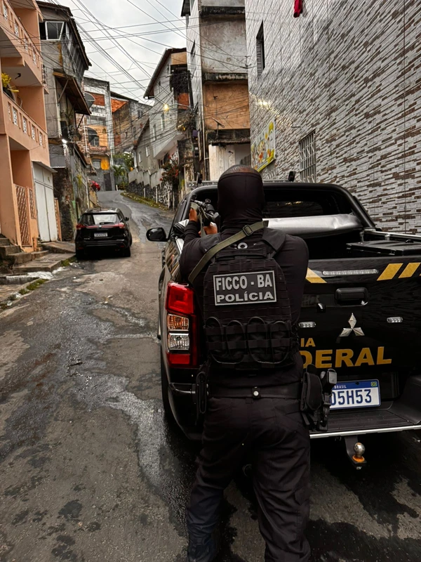 Megaoperação tem 66 presos na Bahia e alvos internacionais por Polícia Federal