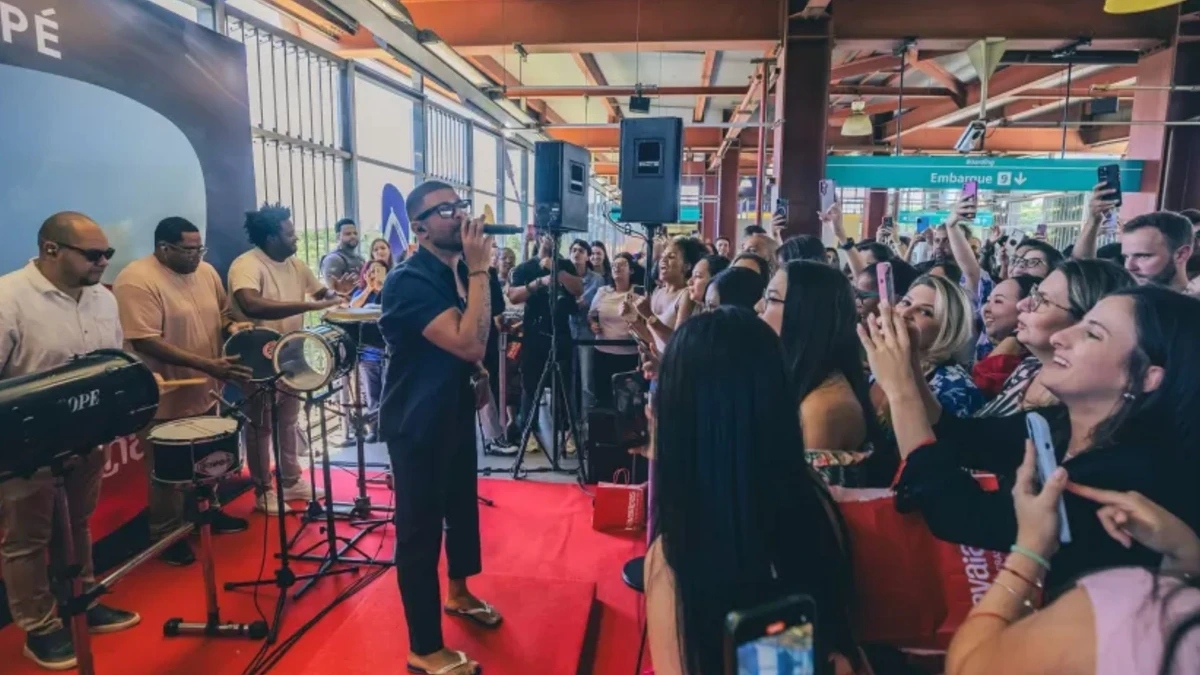 Show de Diego Nogueira foi realizado em estação de metrô