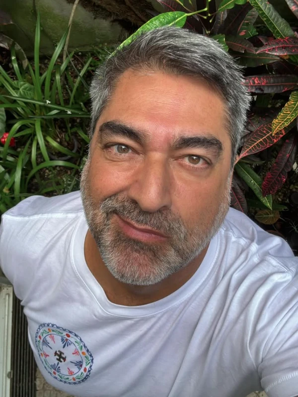 Jornalista Zeca Camargo por Reprodução | Instagram