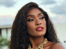 Imagem - Erika Januza é internada às pressas após infecção renal; estado de saúde é revelado