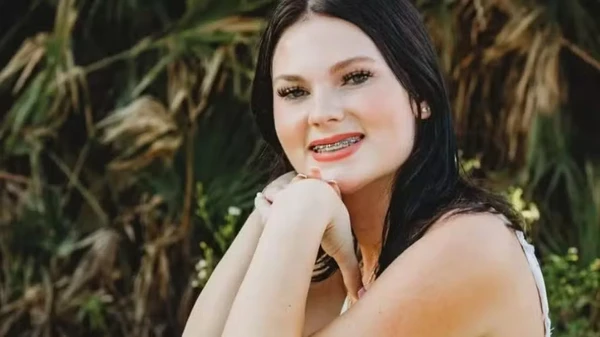 Anna Kepner por Reprodução