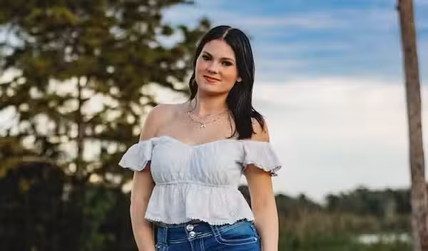 Anna Kepner por Reprodução