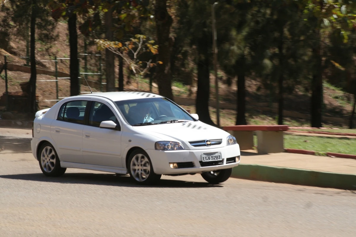 Chevrolet Astra por Reprodução 