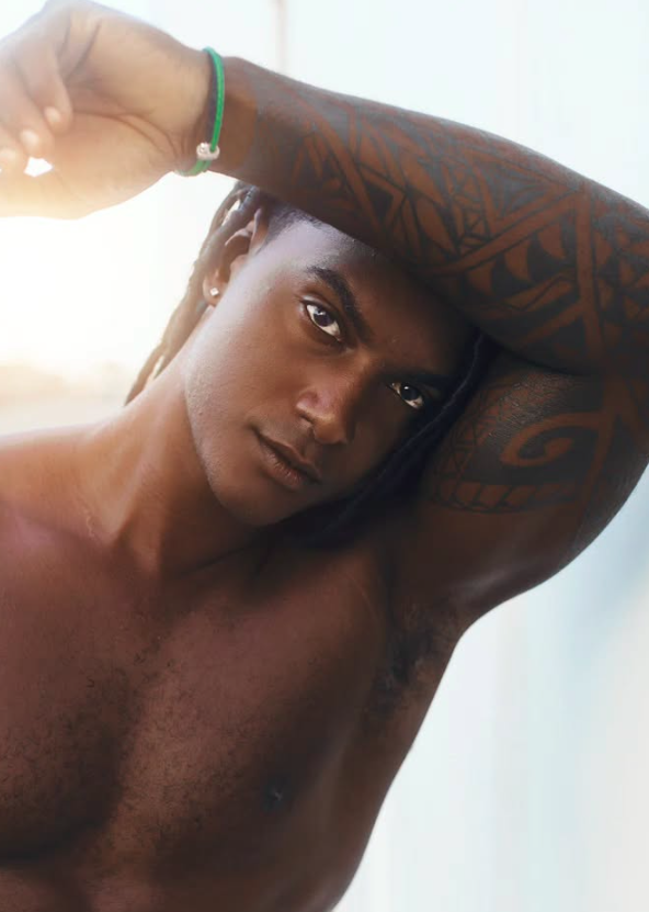 Influenciador viralizou nas redes sociais com vídeo sobre sua beleza por Reprodução | Instagram