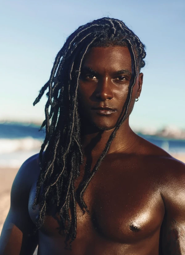 Influenciador viralizou nas redes sociais com vídeo sobre sua beleza por Reprodução | Instagram