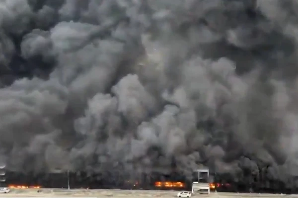 Incêndio na BYD da China por Reprodução/ Redes sociais