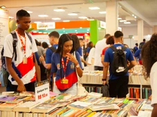 Imagem - Bienal do Livro 2026 oferece descontos de até 80% e livros a partir de R$ 5 em Salvador