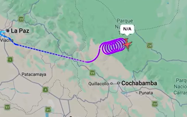 Avião voa em círculos por duas horas até cair na Bolívia por Reprodução