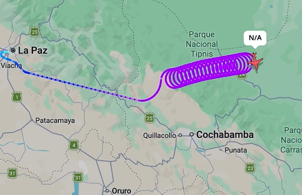 Avião voa em círculos por duas horas até cair na Bolívia por Reprodução