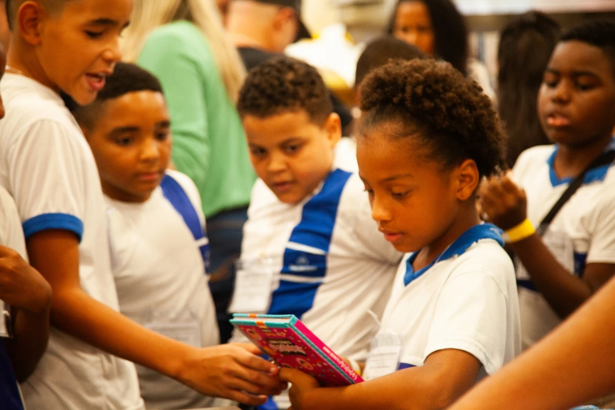 Bienal do Livro Bahia 2026 é a aberta nesta quarta (15) com presença de autoridades e escritores por Sora Maia/CORREIO