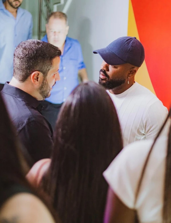 ‘Diggo’ é anunciado pelo Grupo Onda como novo agenciado em parceria com o ‘Menos é Mais’ por Reprodução/Redes Sociais 