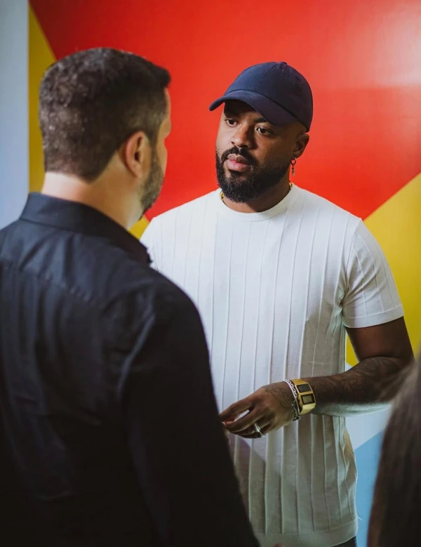 ‘Diggo’ é anunciado pelo Grupo Onda como novo agenciado em parceria com o ‘Menos é Mais’ por Reprodução/Redes Sociais 