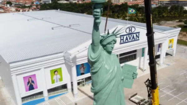 Ministério Público aciona Havan e Município de São Luís por irregularidades em estátua