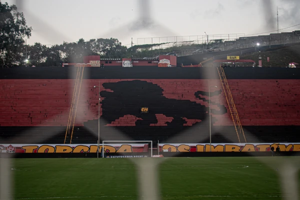 O Barradão será o palco da partida 