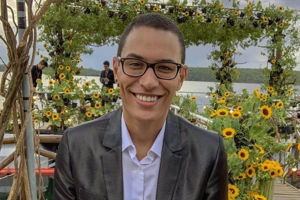 Raphael é responsável pela página Choquei, um dos maiores perfis de entretenimento e notícias virais do Brasil nas redes sociais por Reprodução