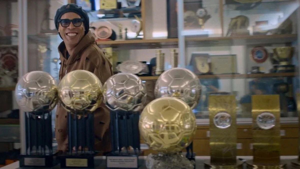 Ronaldinho Gaúcho na série da Netflix por Reprodução