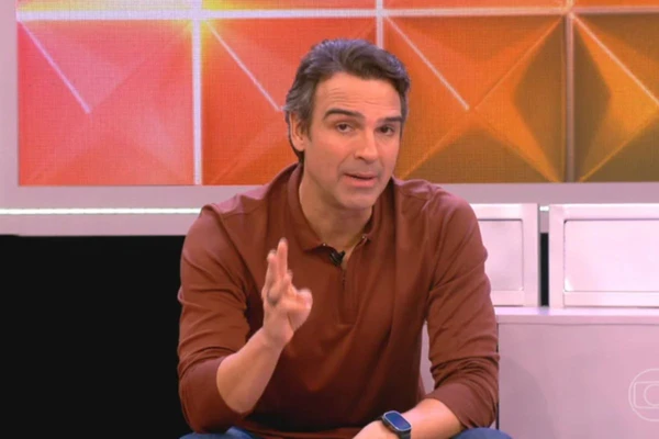Tadeu Schmidt, apresentador do BBB 26