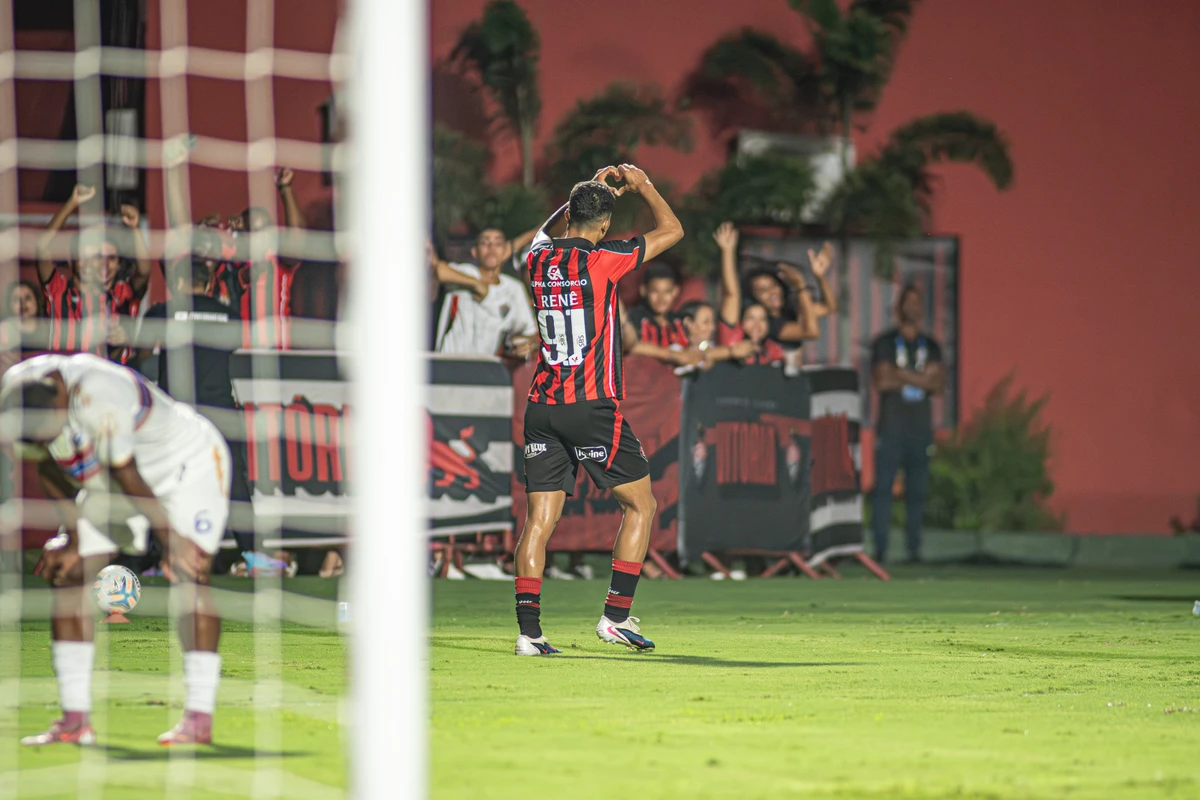 Vitória 3x1  Piauí - 4ª rodada Copa do Nordeste por Victor Ferreira/ECV