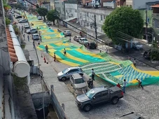 Imagem - Tradição de 40 anos: bandeirão de escola vai cobrir a Ladeira do Bonfim na Copa de 2026