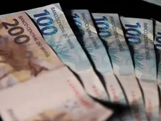 Imagem - 13° para aposentados e pensionistas do INSS: veja como consultar valores