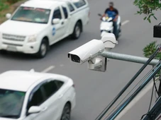 Imagem - Novo radar de ruído passa a multar carros e motos barulhentos